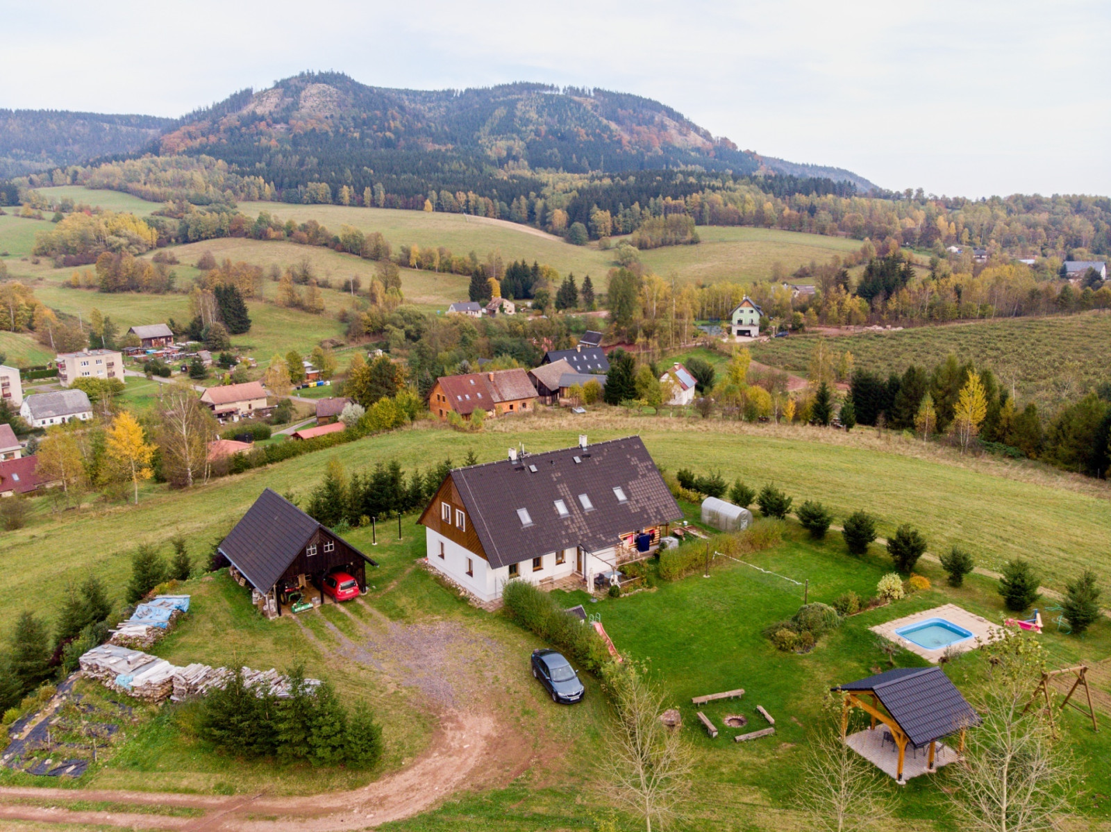 partner videa - Chaloupka na vrku - bernartice